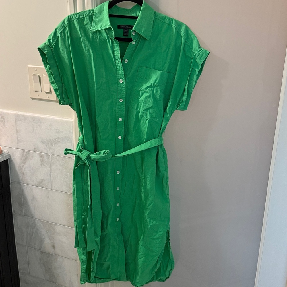 Banana Republic green oversized shirt dress size Medium petite